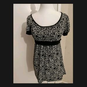 Forever 21 Top, Black & White, Ties at Back, S